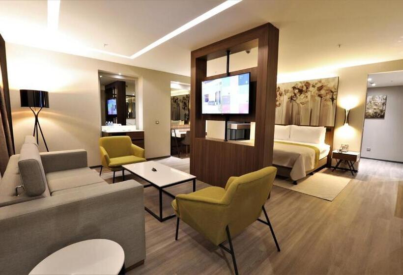 سوییت خانوادگی, Limak Skopje Luxury