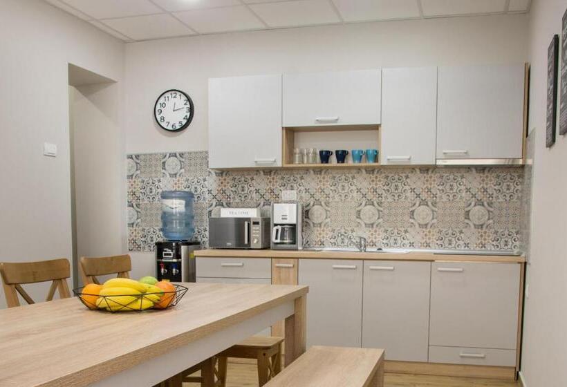 اتاق استاندارد, Centar Lux 2