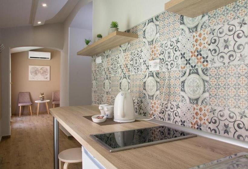 آپارتمان 1 خوابه همکف, Centar Lux 2