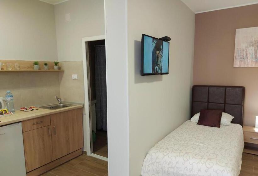 استودیوی لوکس, Centar Lux 2