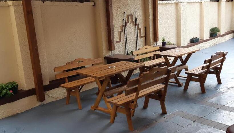 اتاق استاندارد, Centar Lux 2