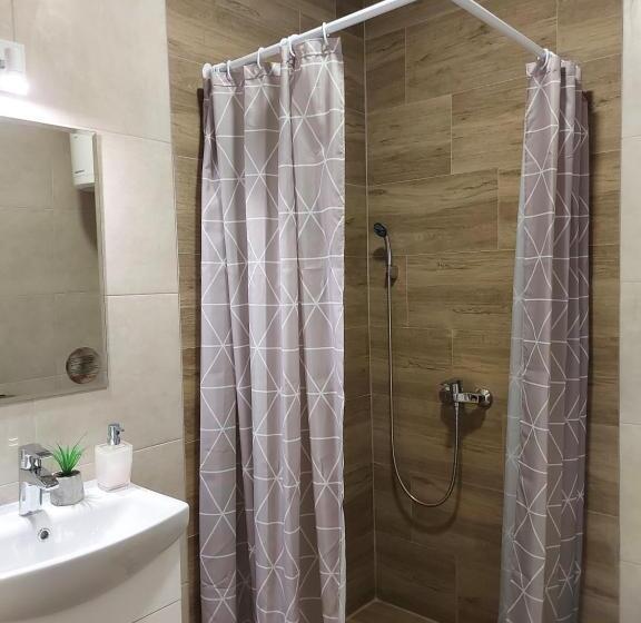استودیوی لوکس, Centar Lux 2
