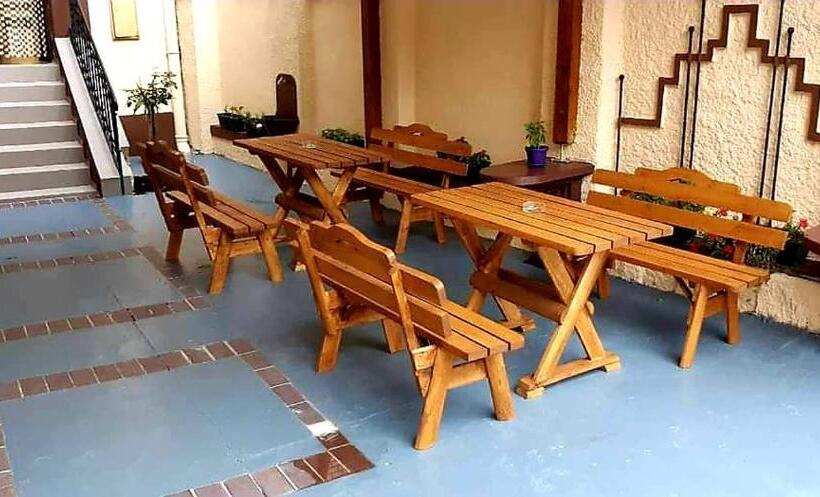 استودیوی لوکس, Centar Lux 2
