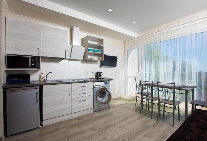آپارتمان 1 خوابه با چشم‌انداز دریا, Apartamenty Terrasa