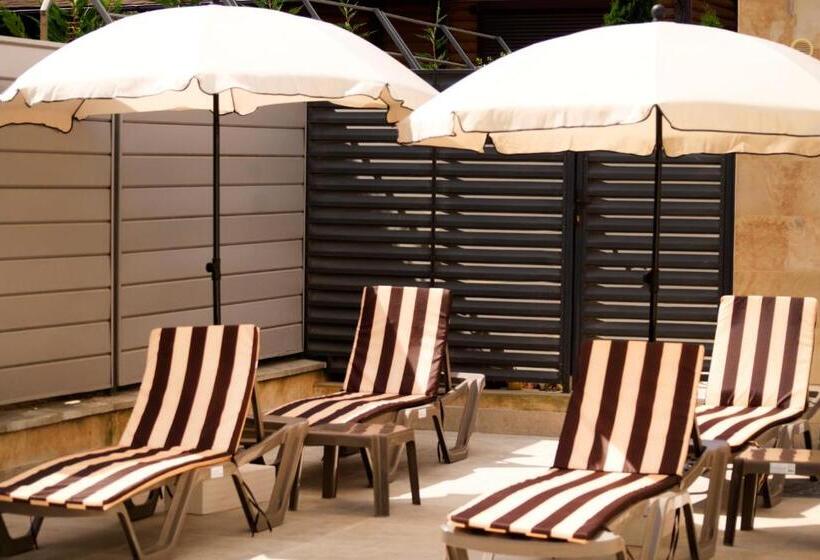 آپارتمان 1 خوابه با چشم‌انداز دریا, Apartamenty Terrasa