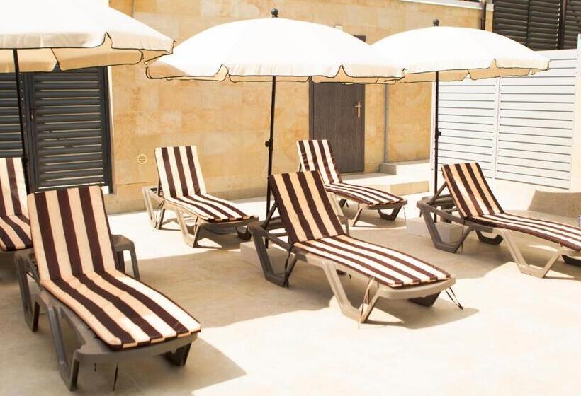 آپارتمان 1 خوابه با چشم‌انداز دریا, Apartamenty Terrasa