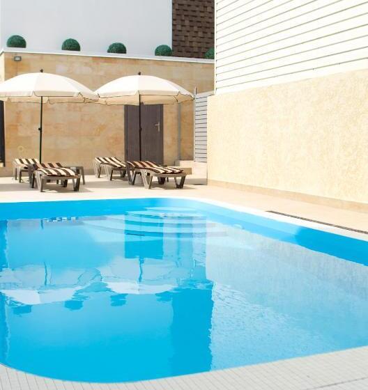 آپارتمان 1 خوابه با چشم‌انداز دریا, Apartamenty Terrasa