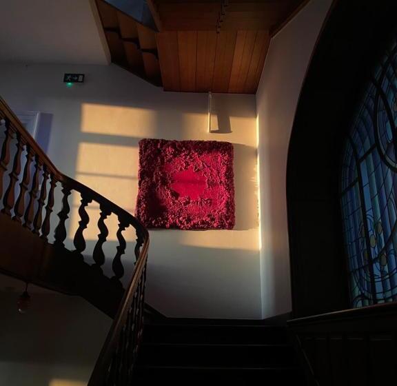 اتاق استاندارد با چشم‌انداز باغ, Château Charles