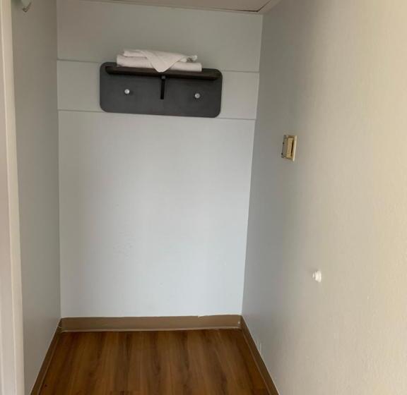 اتاق استاندارد, Motel 6dayton, Oh