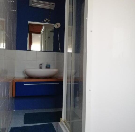 اتاق استاندارد سه نفره, Civico 26