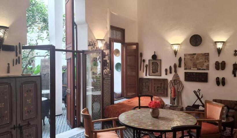 اتاق استاندارد سه نفره, Riad Lune Et Soleil
