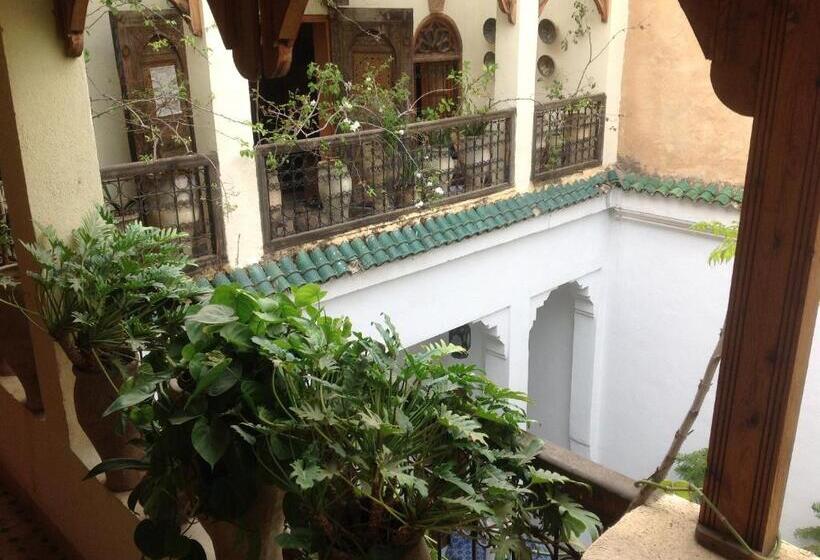 اتاق استاندارد سه نفره, Riad Lune Et Soleil