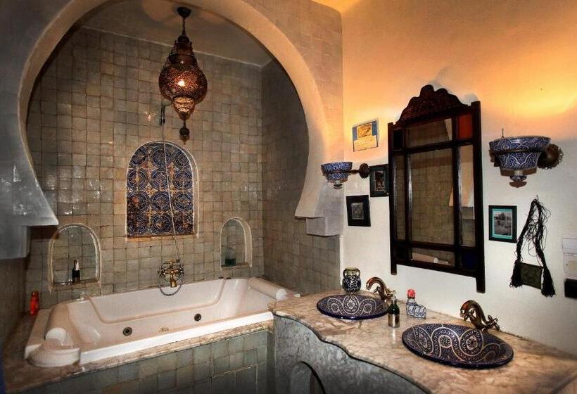 اتاق استاندارد سه نفره, Riad Lune Et Soleil