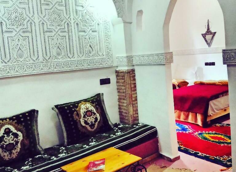 سوییت خانوادگی, Auberge La Fibule Du Dades