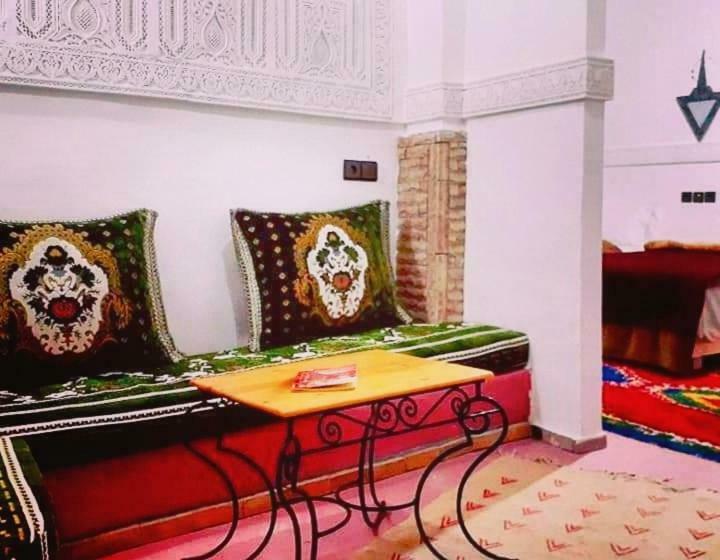 سوییت خانوادگی, Auberge La Fibule Du Dades
