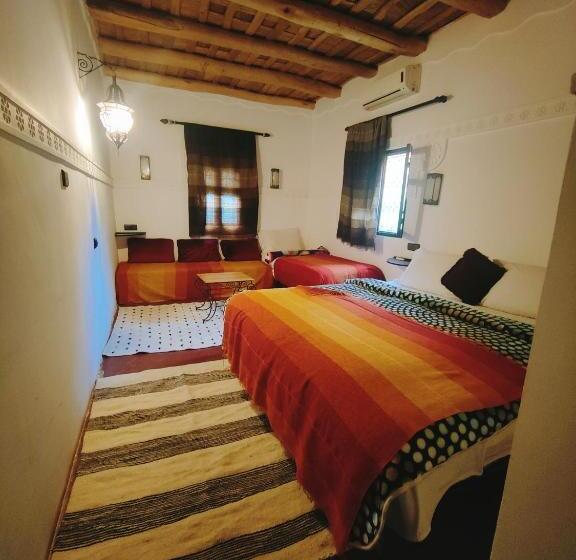 اتاق ساده سه‌ نفره, Auberge La Fibule Du Dades