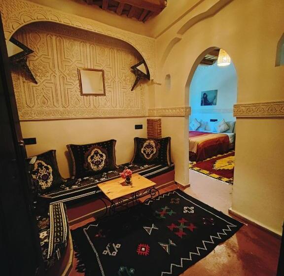 سوییت خانوادگی, Auberge La Fibule Du Dades