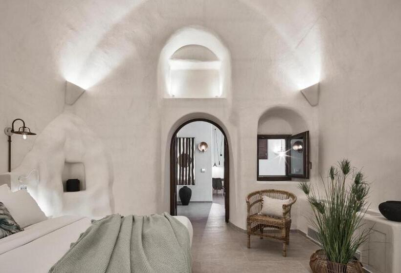 سوییت لوکس, Winery Hotel 1870
