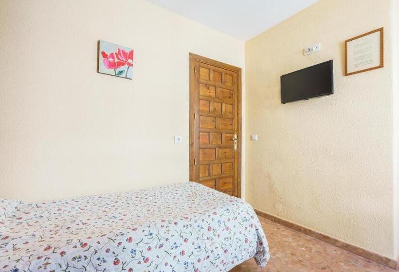 Standard Single Room, Arunda I