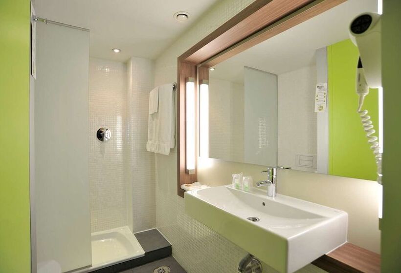 اتاق استاندارد, Travelodge Málaga Airport