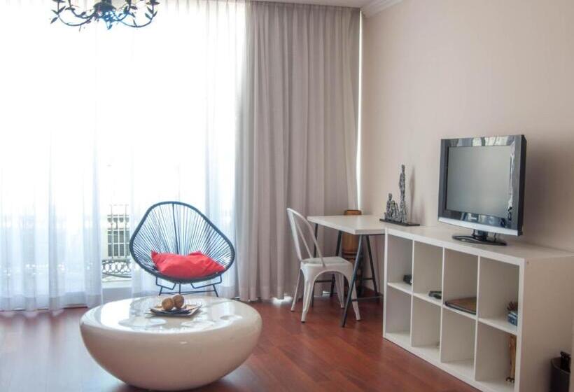 2 Bedroom Penthouse Apartment, Central Boutique