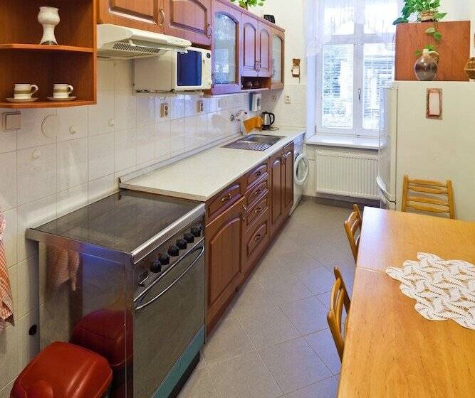 سوییت, Pension Fontana Svitavy