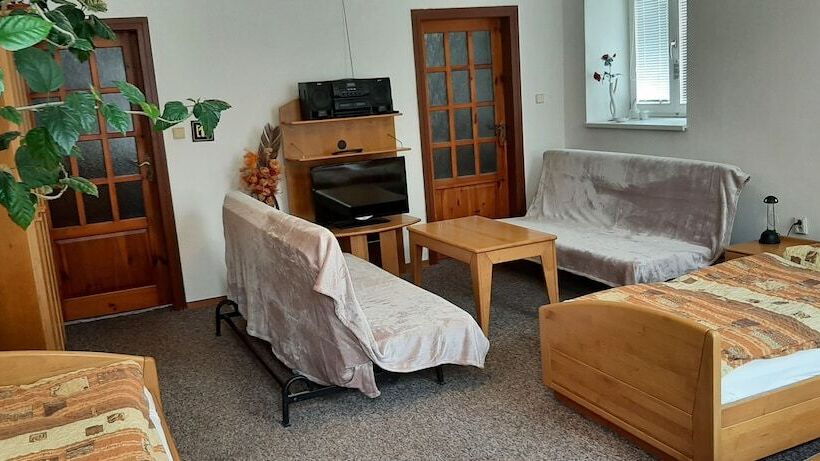 سوییت, Pension Fontana Svitavy