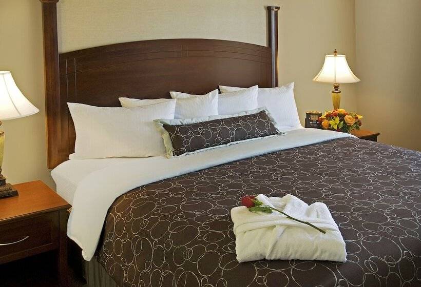 سوئیت 2 خوابه, Staybridge Suites Oakville Burlington, An Ihg
