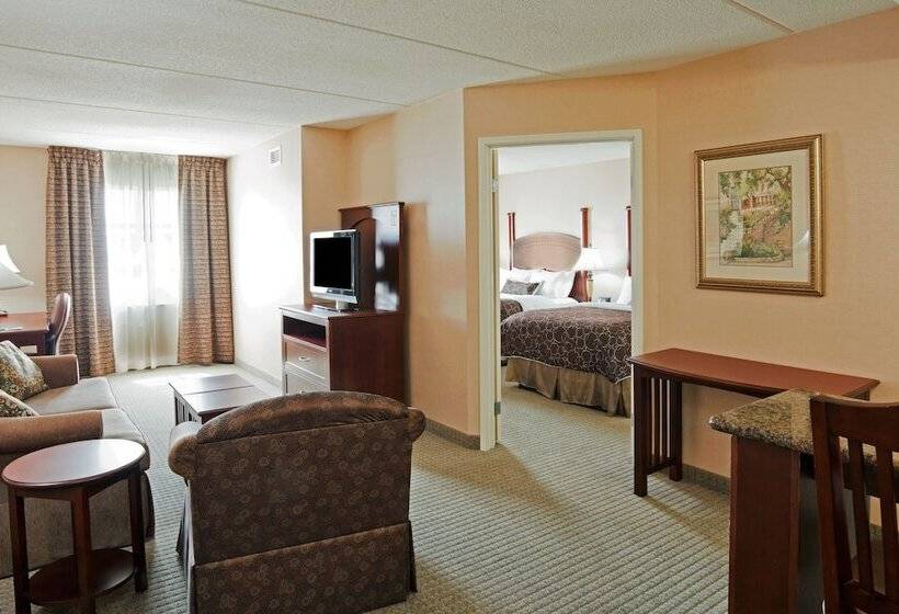 سوئیت 2 خوابه, Staybridge Suites Oakville Burlington, An Ihg