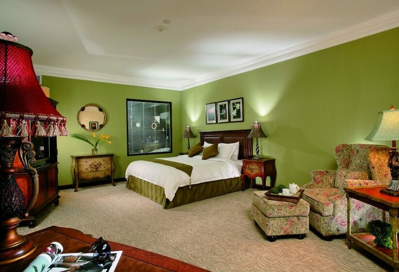 اتاق لوکس, The Convention Center & Royal Suites