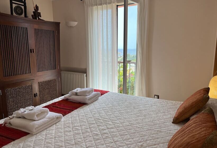 Superior Room Sea View, The Marbella Heights Boutique