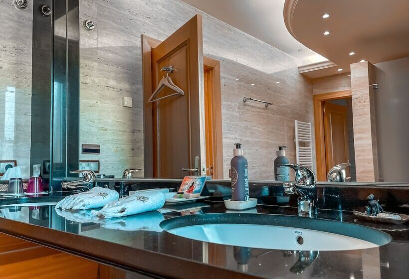 프레지덴셜 스위트, The Marbella Heights Boutique