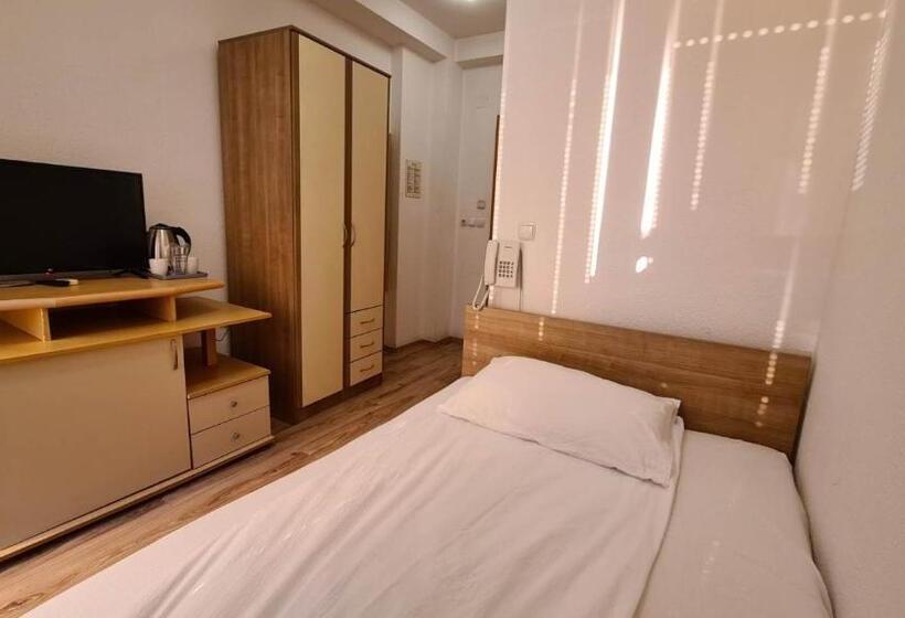 اتاق استاندارد یک نفره, Tino  Ohrid