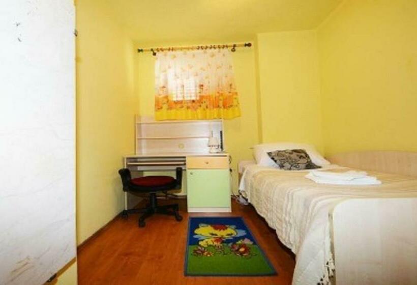 آپارتمان 1 خوابه با تراس, Apartments And Rooms With Parking Space Porec   6917