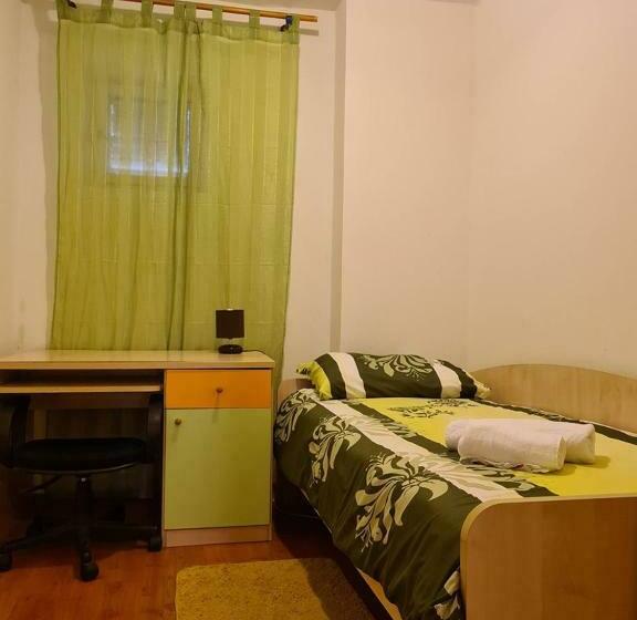آپارتمان 1 خوابه با تراس, Apartments And Rooms With Parking Space Porec   6917