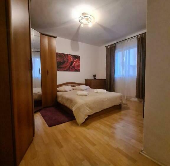 آپارتمان 1 خوابه با تراس, Apartments And Rooms With Parking Space Porec   6917