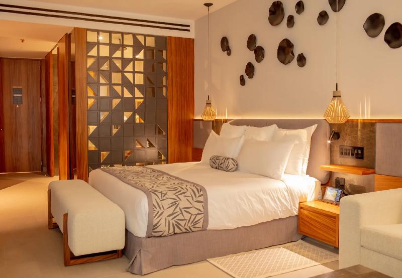 سوئیت با تخت بزرگ, Secrets Bahia Mita Surf And Spa   All Inclusive   Adults Only
