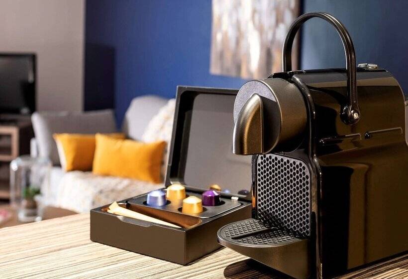 Superior studio with balcony, Aparthotel Adagio Annecy Centre