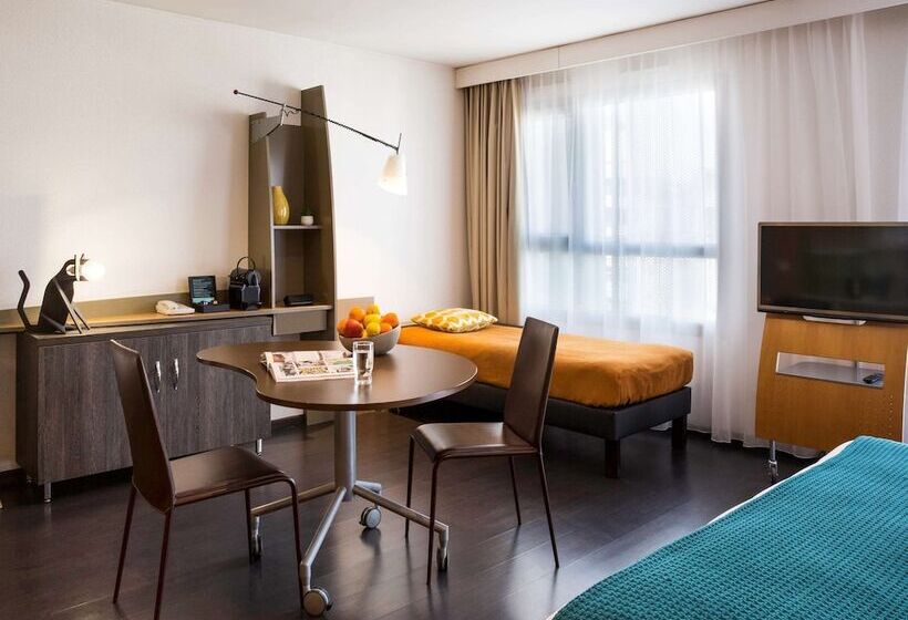 Superior studio with balcony, Aparthotel Adagio Annecy Centre