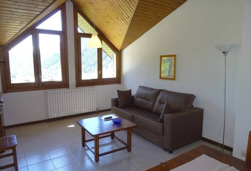 2 Bedrooms Apartment Mountain View, Aparthotel Sant Andreu