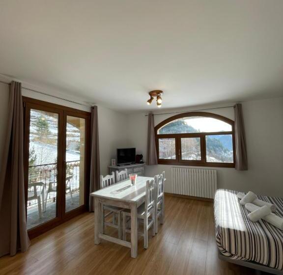 استودیو خانوادگی, Aparthotel Sant Andreu