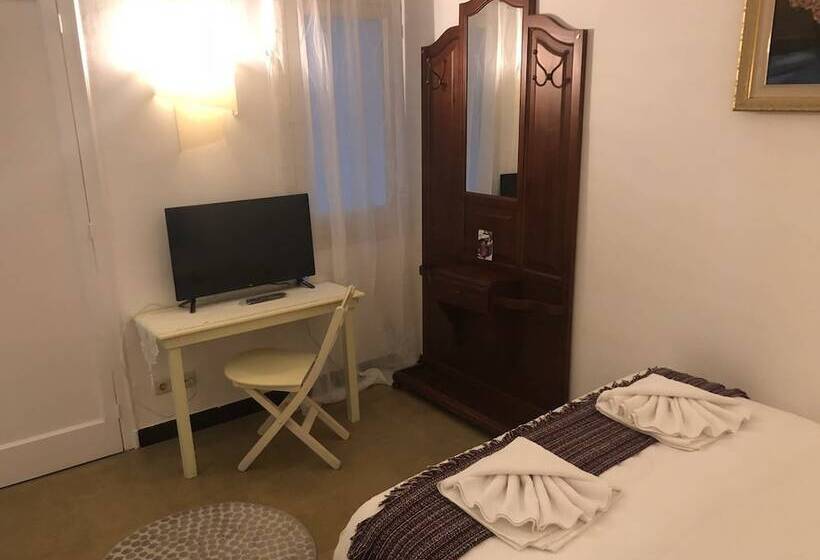 اتاق اقتصادی داخلی, Aparthotel Wellamar