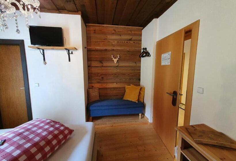 اتاق استاندارد یک نفره, Boutique Hotel Alpenhof