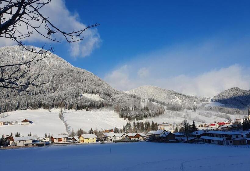 اتاق سوپریور خانوادگی, Boutique Hotel Alpenhof