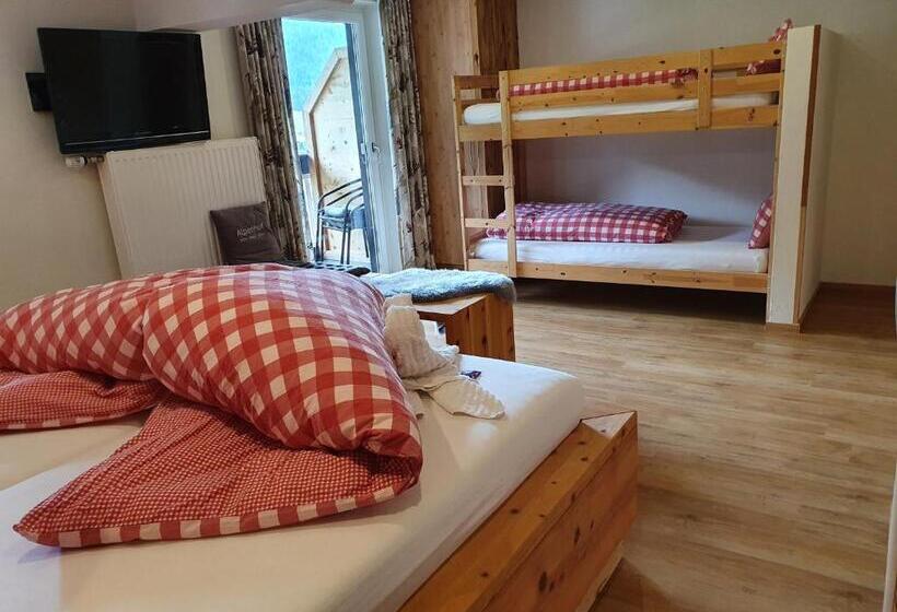 اتاق سوپریور خانوادگی, Boutique Hotel Alpenhof