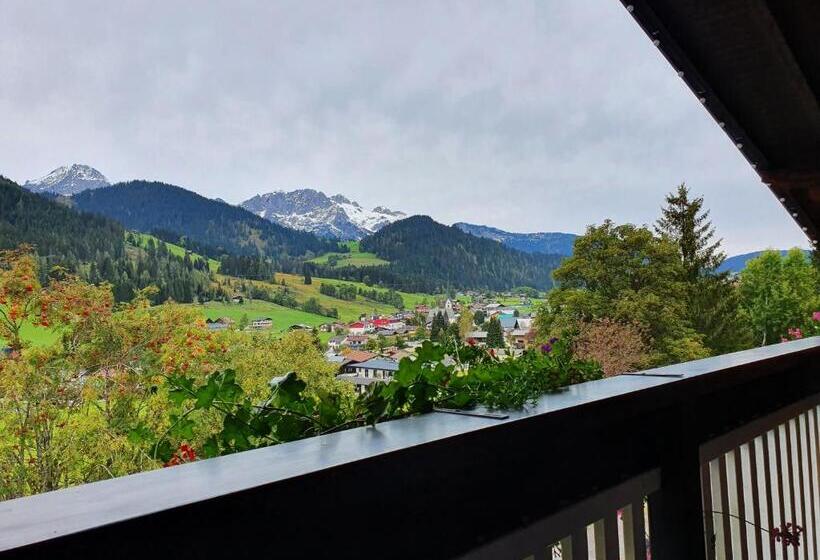اتاق سوپریور خانوادگی, Boutique Hotel Alpenhof