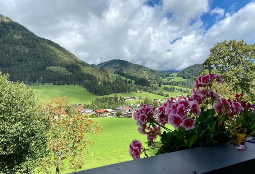 اتاق لوکس, Boutique Hotel Alpenhof