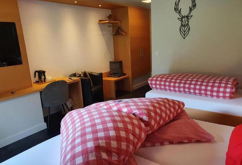 اتاق لوکس سه تخته, Boutique Hotel Alpenhof