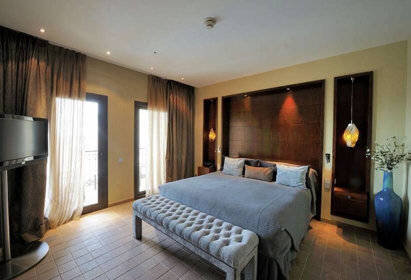 Suite Presidencial, Doubletree By Hilton La Torre Golf & Spa Resort