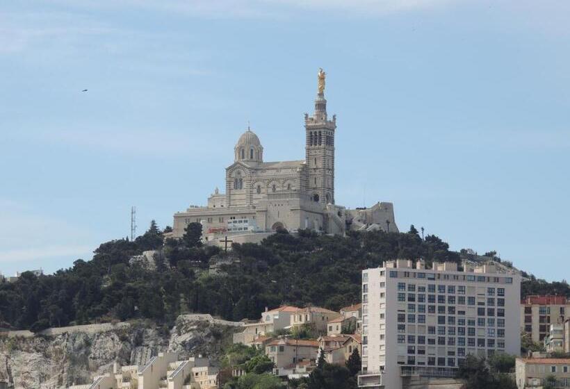 اتاق سوپریور با چشم‌انداز, Escale Oceania Marseille Vieux Port